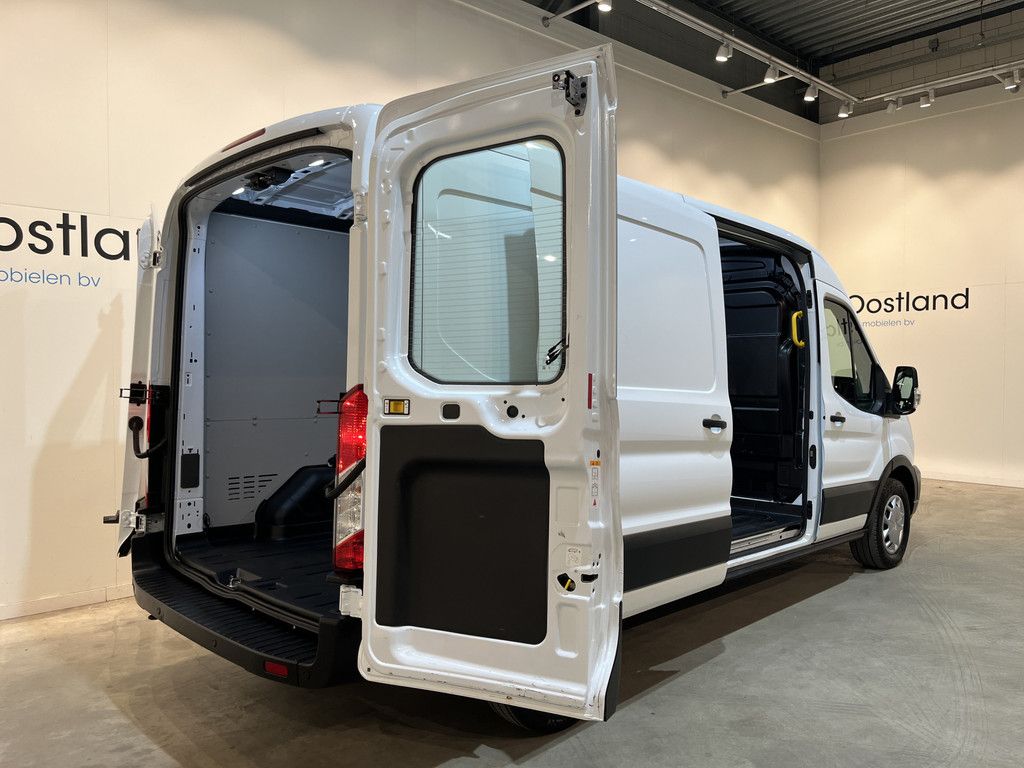 Ford Transit 350 2.0 TDCI L3H2 Trend 130 PK Automaat / Euro 6 / Airco / PDC / Cruise Control / 3-Zits / 60.500 KM !!