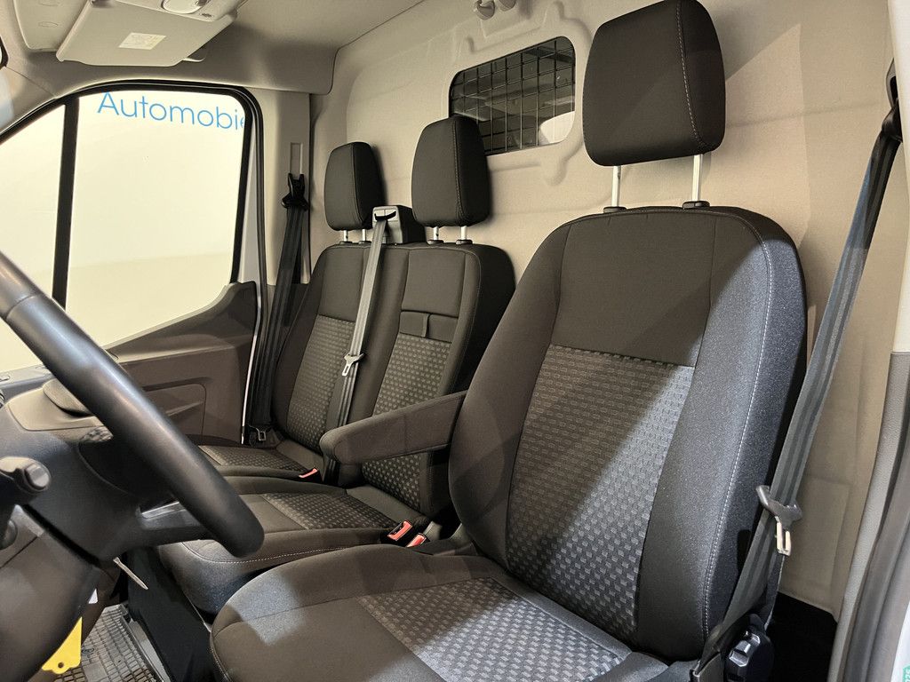 Ford Transit 350 2.0 TDCI L3H2 Trend 130 PK Automaat / Euro 6 / Airco / PDC / Cruise Control / 3-Zits / 60.500 KM !!