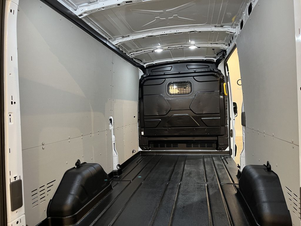 Ford Transit 350 2.0 TDCI L3H2 Trend 130 PK Automaat / Euro 6 / Airco / PDC / Cruise Control / 3-Zits / 60.500 KM !!