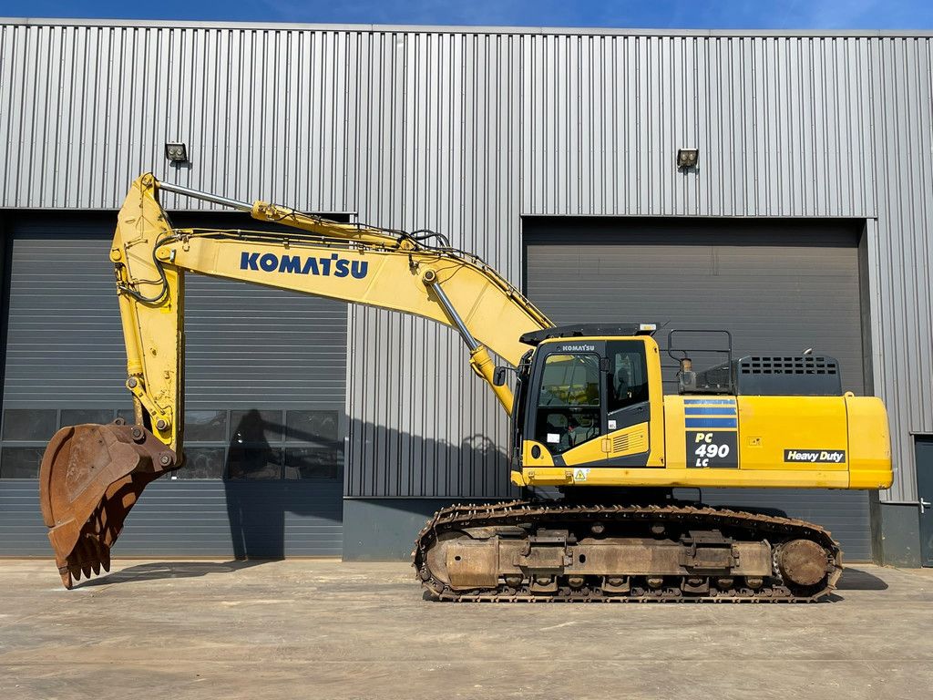 Komatsu PC490LC-10
