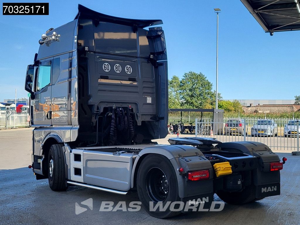 MAN TGX TGX 18.510 4X2 Individual Lion S! GX Retarder 2xTanks Full-Air Standklima ACC