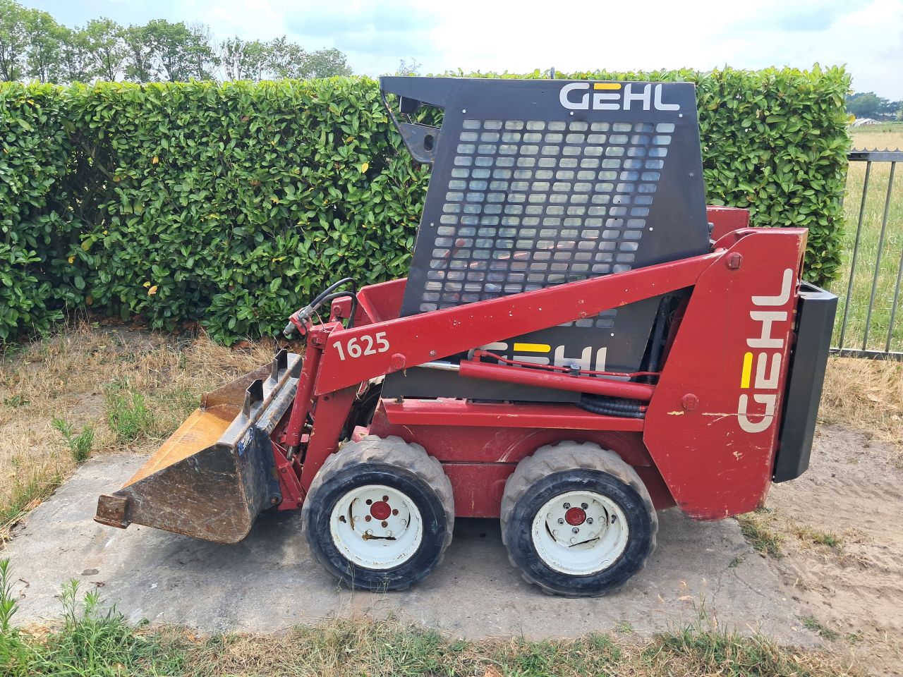 Schranklader Gehl 1625 / Bobcat / Skidster / Loader / Shovel
