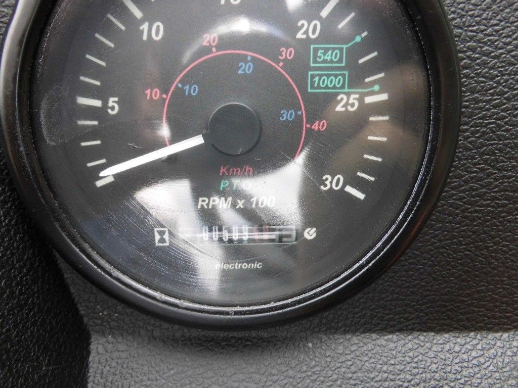 Sam Deutz Fahr plorer 95