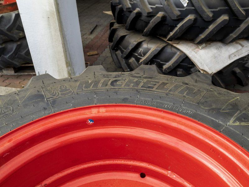 Michelin 440/65 R24 UND 540/65 R34 MULTIBIB