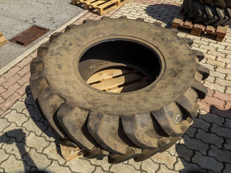 Michelin 540/65R26 XM108