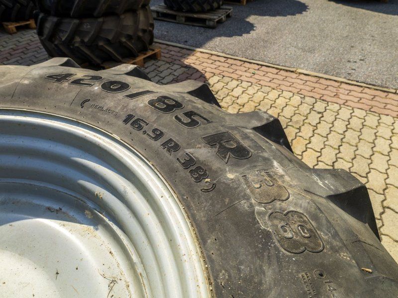 Trelleborg 420/85 R38 TM600 /16,9 R38