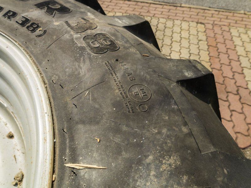 Trelleborg 420/85 R38 TM600 /16,9 R38