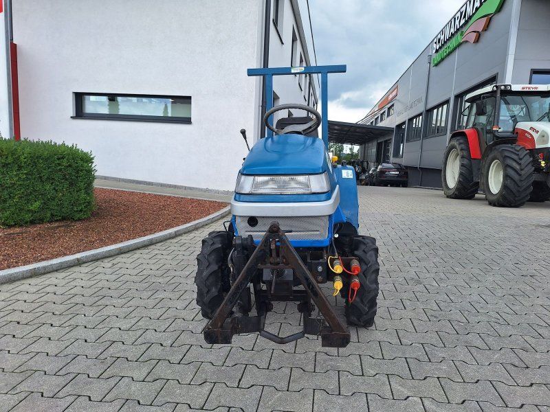 Iseki Allradtraktor