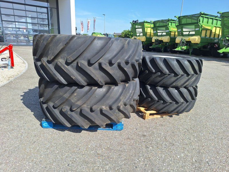 Michelin 600/65R34+480/65R24 Kompletträder