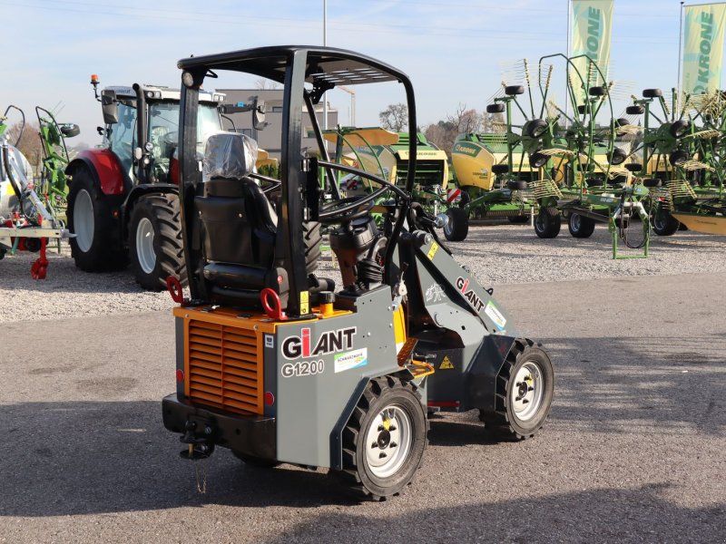 Giant G1200