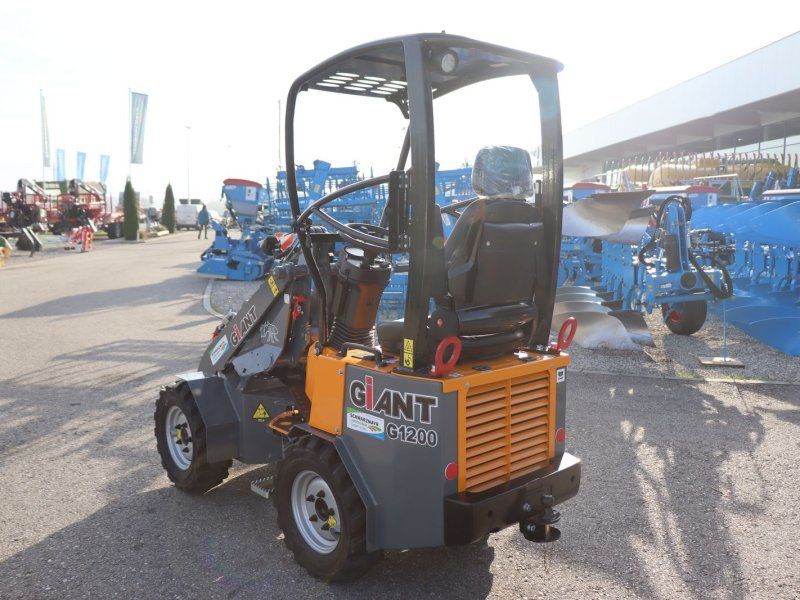 Giant G1200