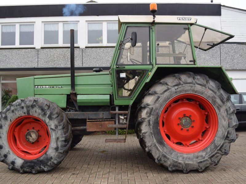 Fendt Favorit 614 LS
