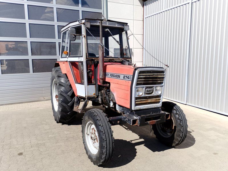 Massey Ferguson 274S