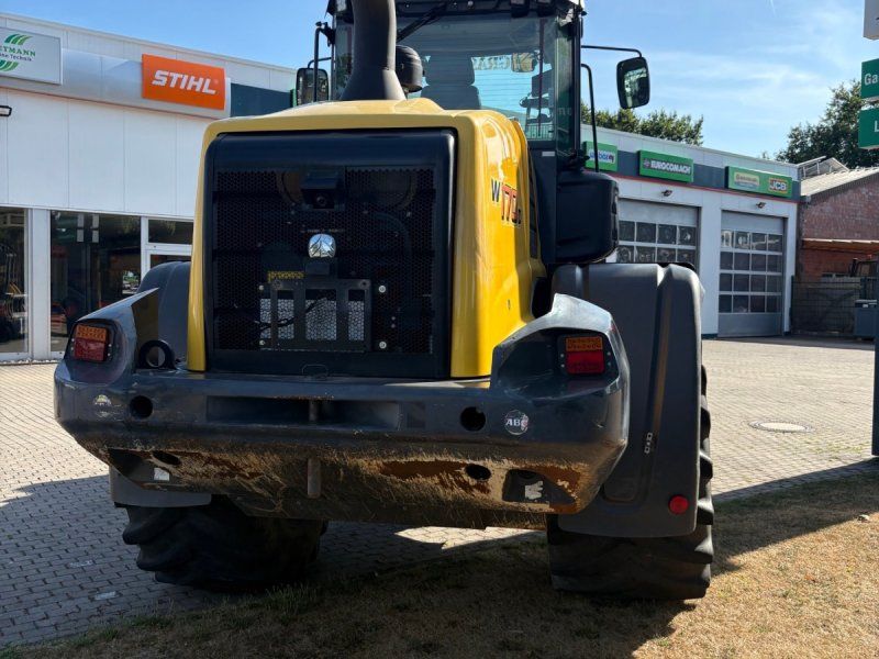 New Holland W 170 D