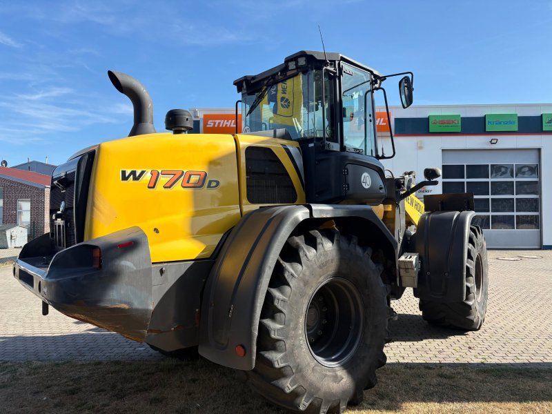 New Holland W 170 D