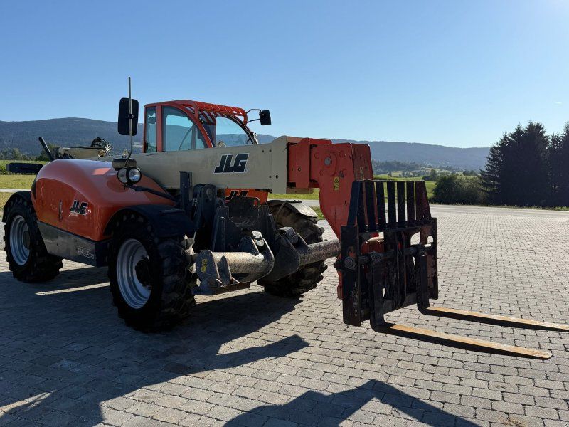 JLG 3513