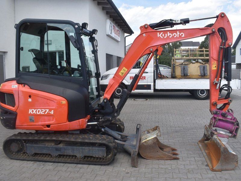 Kubota KX027-4 mit Powertilt