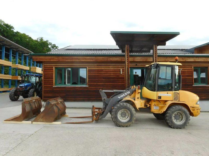 Volvo l30b-z ( 5.100kg ) 2x schaufel + gabel