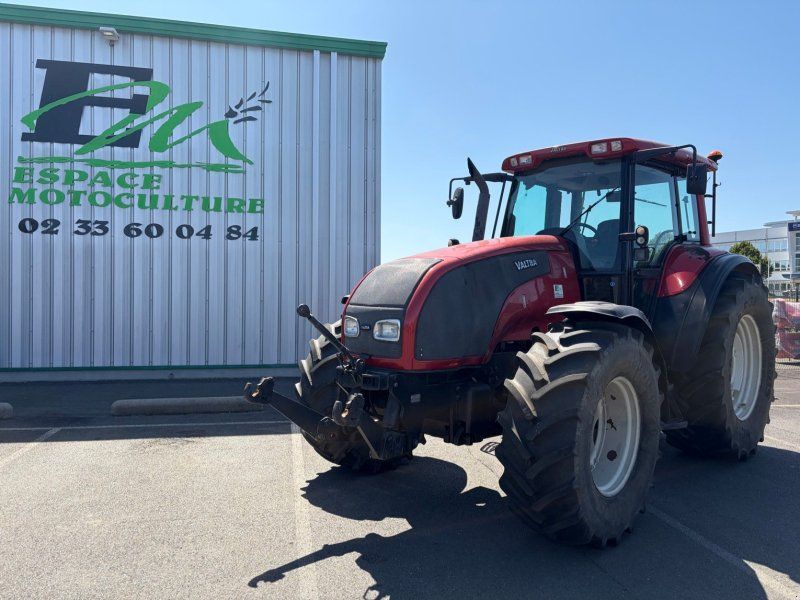 Valtra Tracteur agricole T130 4RM