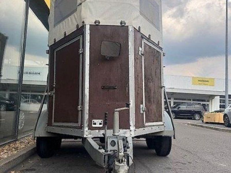 Böckmann P11 2 Pferde Holz/Plane Sattelkammer 2t.