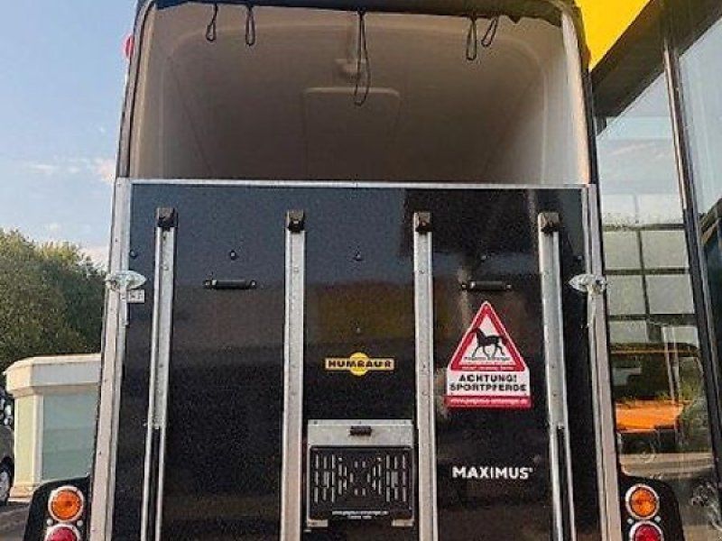 Humbaur Maximus 2 Pferde Vollpoly Aluboden 2,7t. 1.Hd.