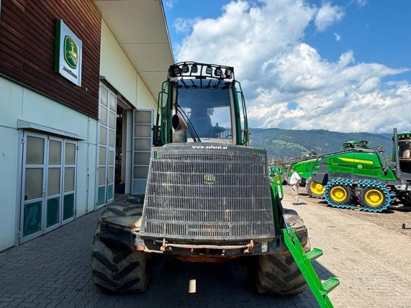 John Deere 1210E