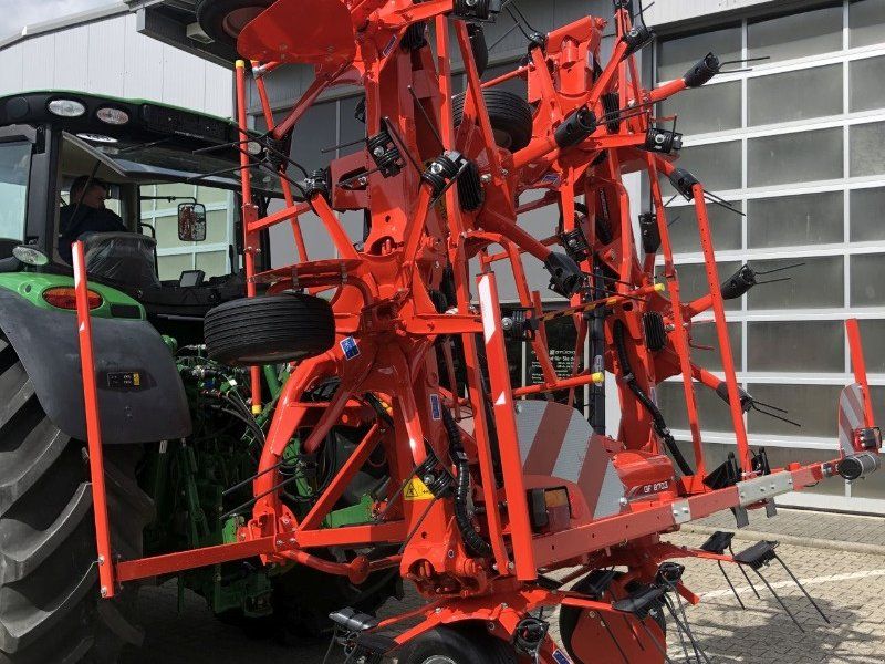 Kuhn GF 8703
