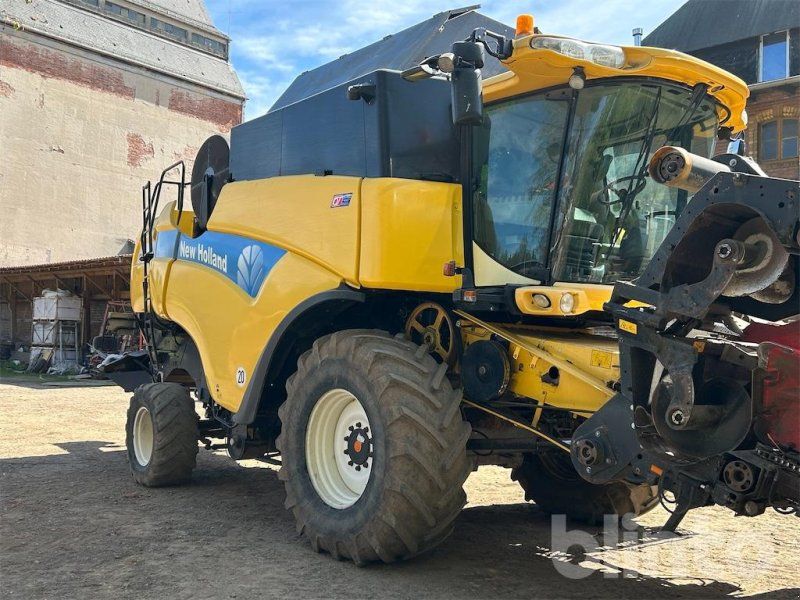 New Holland CX880