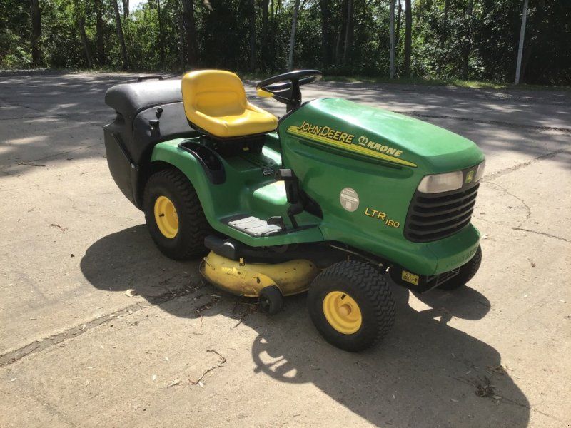 John Deere Rasenmäher