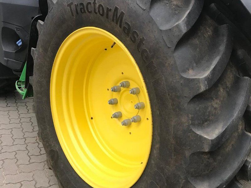 John Deere 6R 130