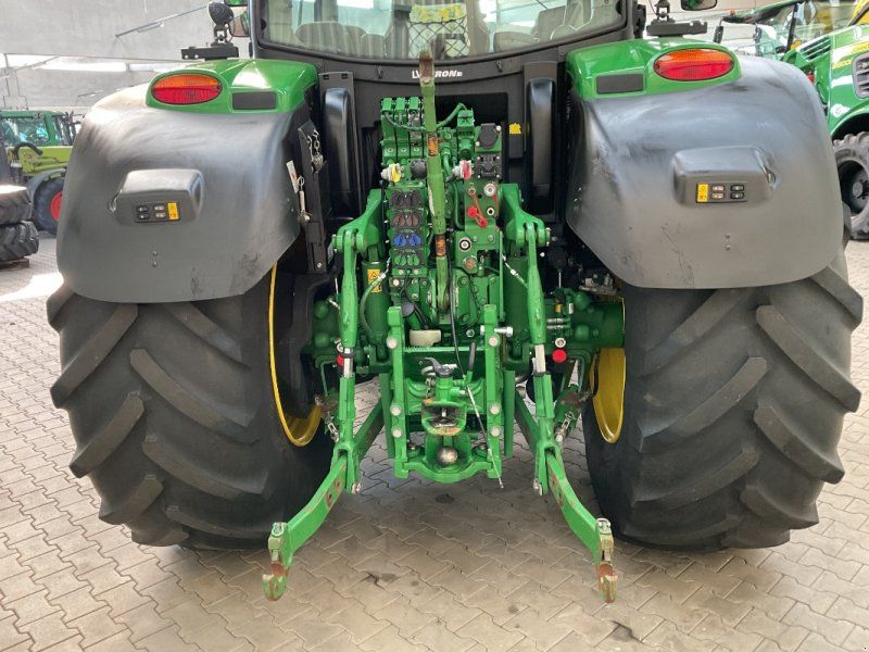 John Deere 6155R