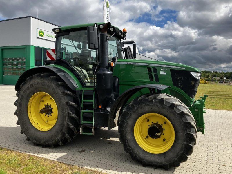 John Deere 6250R