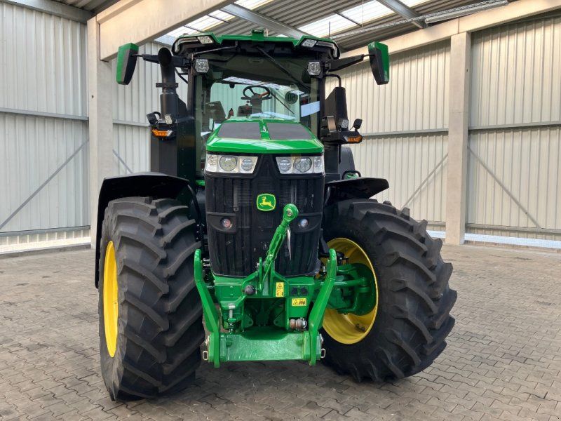 John Deere 7R 310