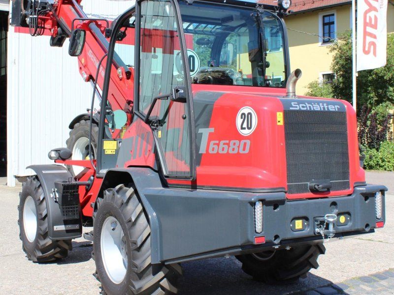 Schäffer 6680 T-3 mit Kabine