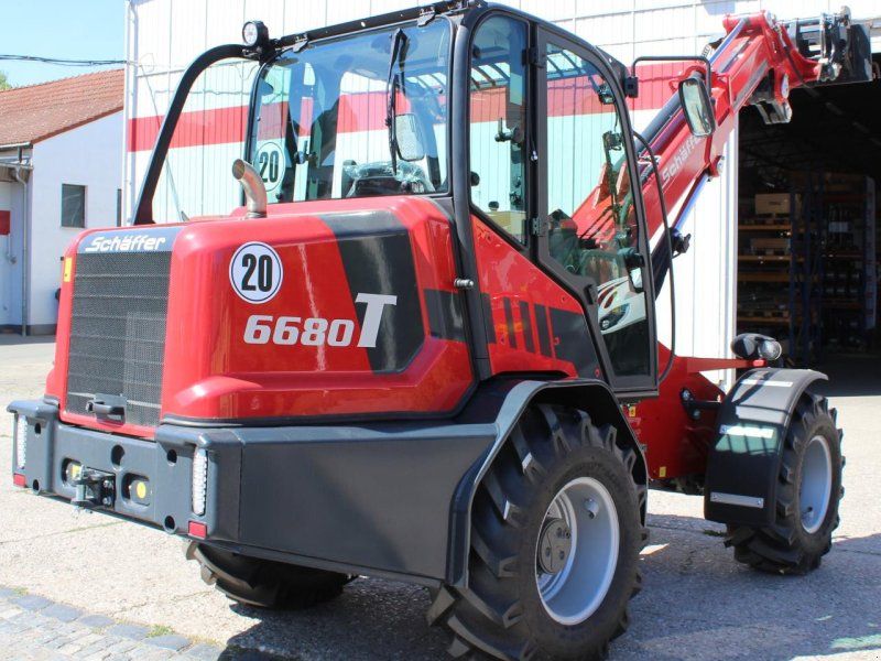 Schäffer 6680 T-3 mit Kabine