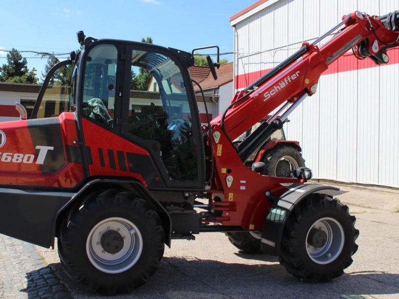 Schäffer 6680 T-3 mit Kabine