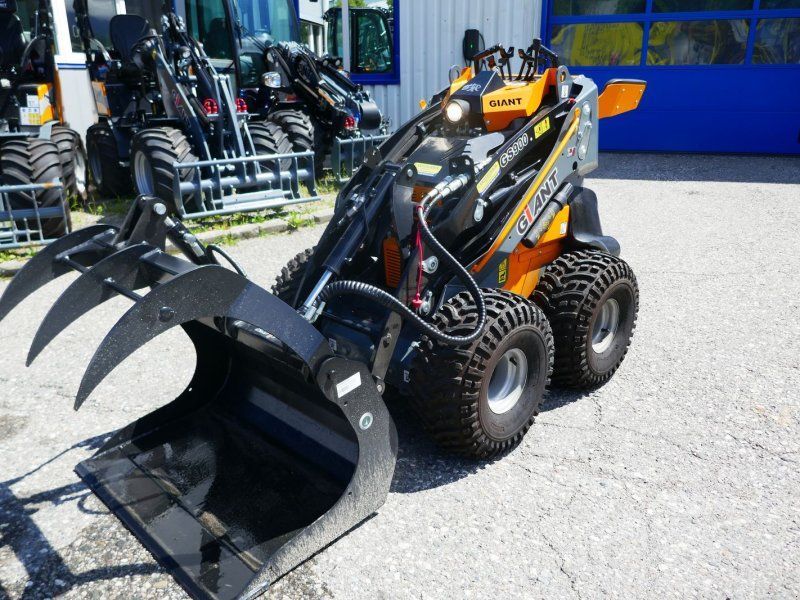 Giant GS 900 D