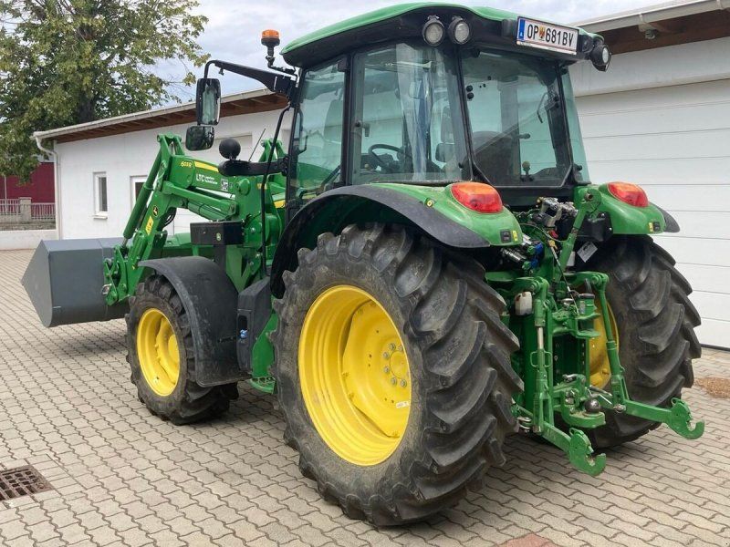 John Deere 5100M