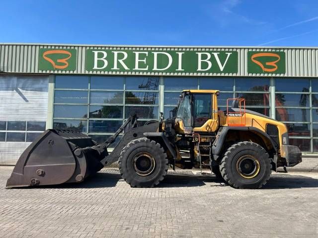 Volvo L 220 H