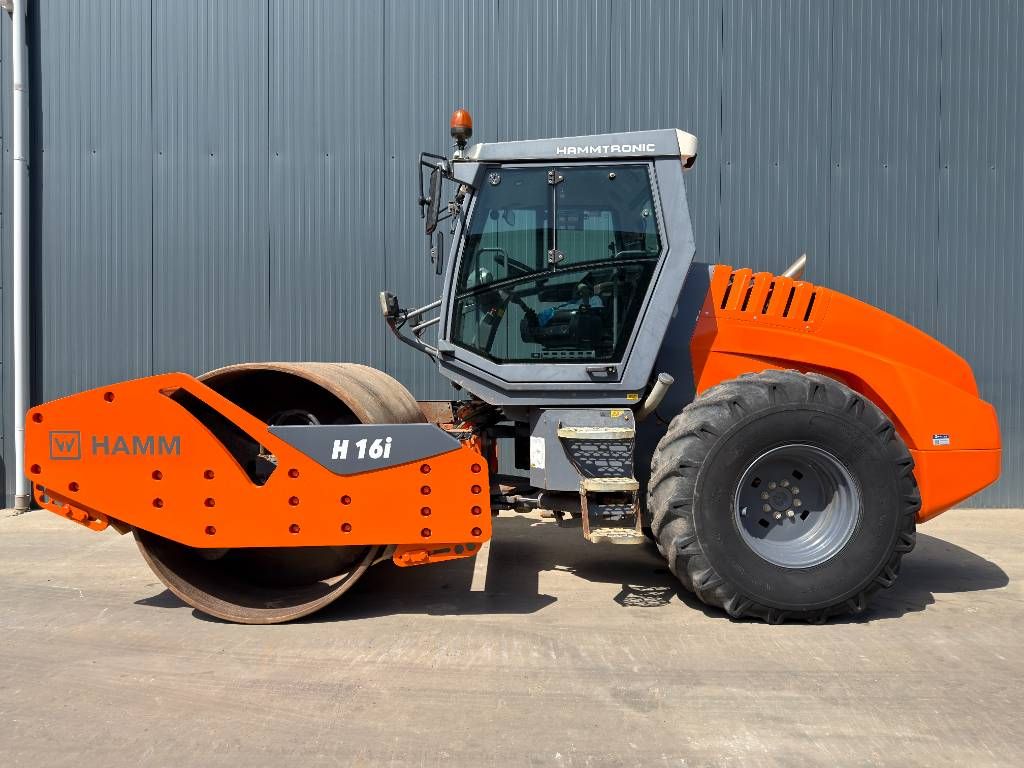 Hamm H16i