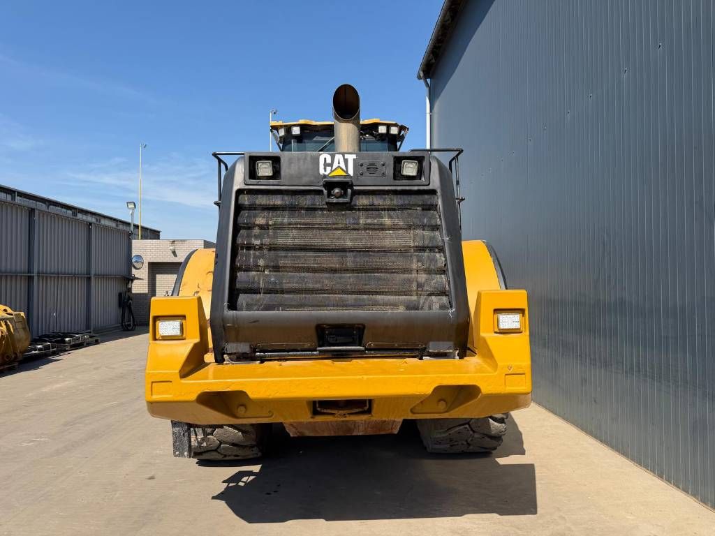 CAT 972M