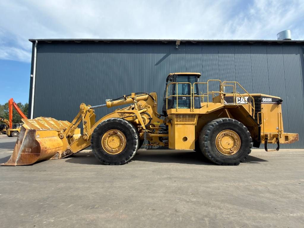 CAT 988H