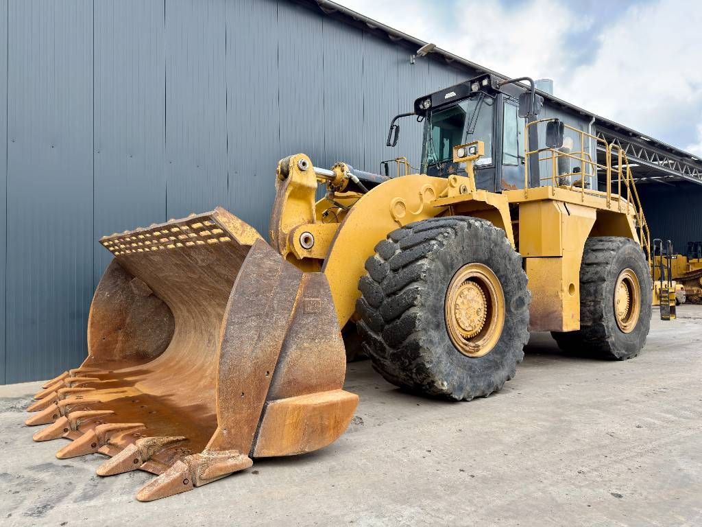 CAT 990H
