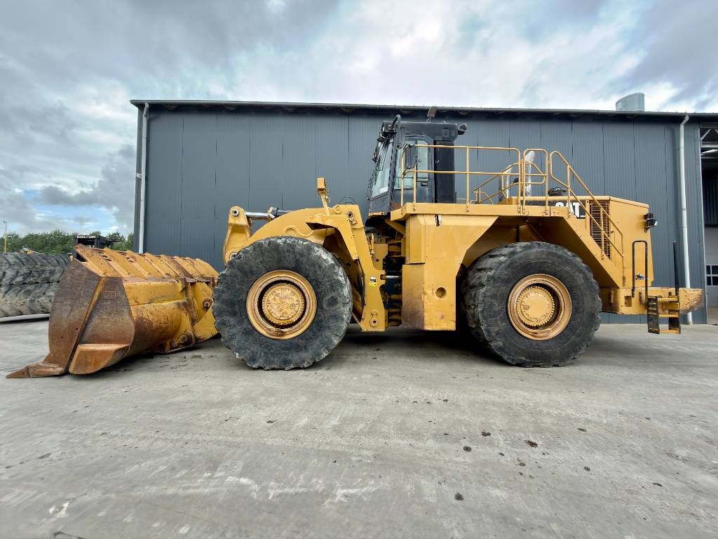 CAT 990H