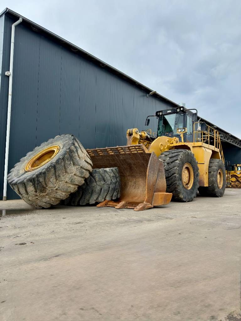 CAT 990H