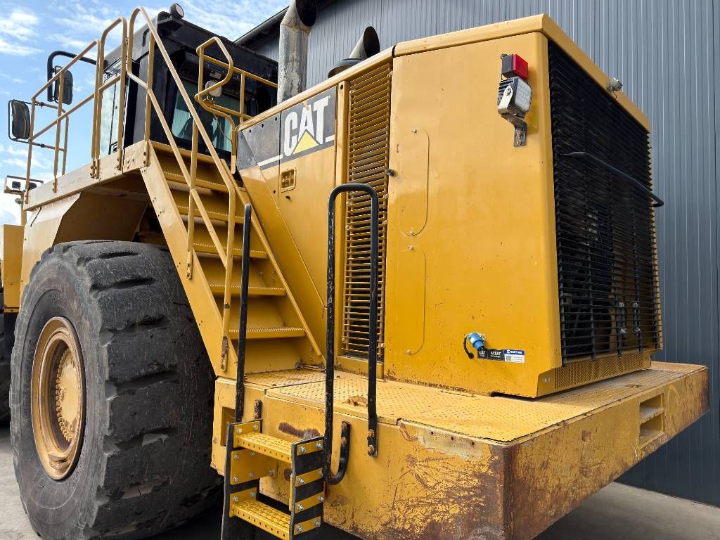 CAT 990H