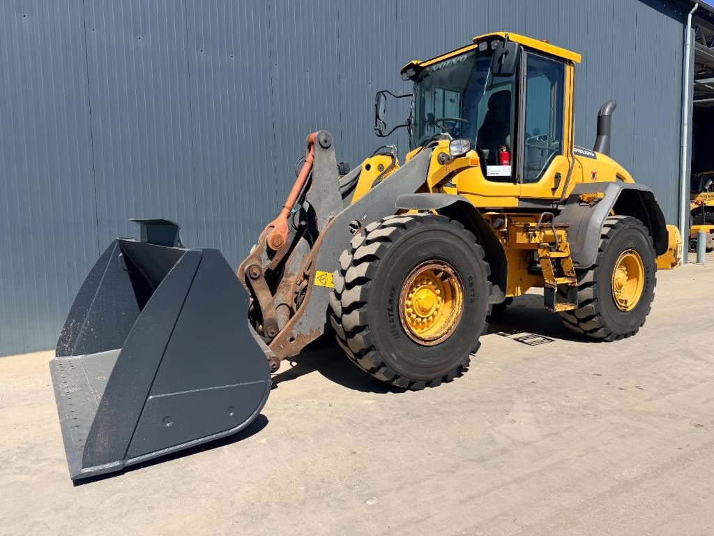 Volvo L90G