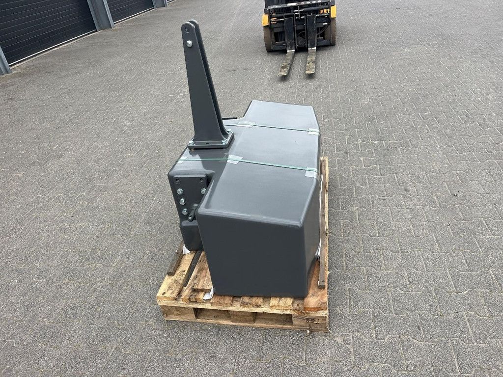FENDT 2500 kg WG4658