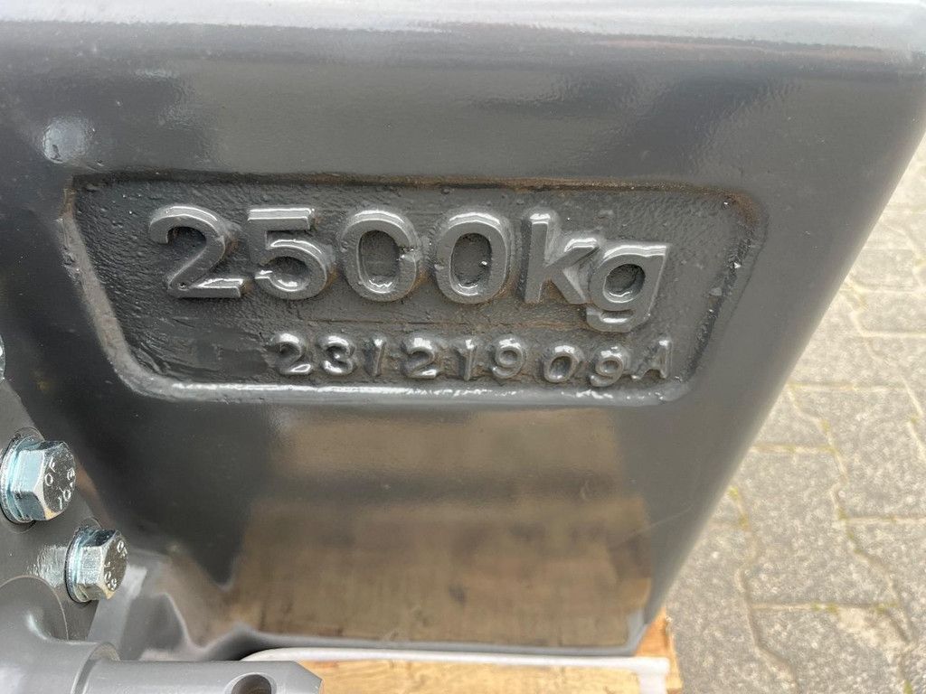 FENDT 2500 kg WG4658