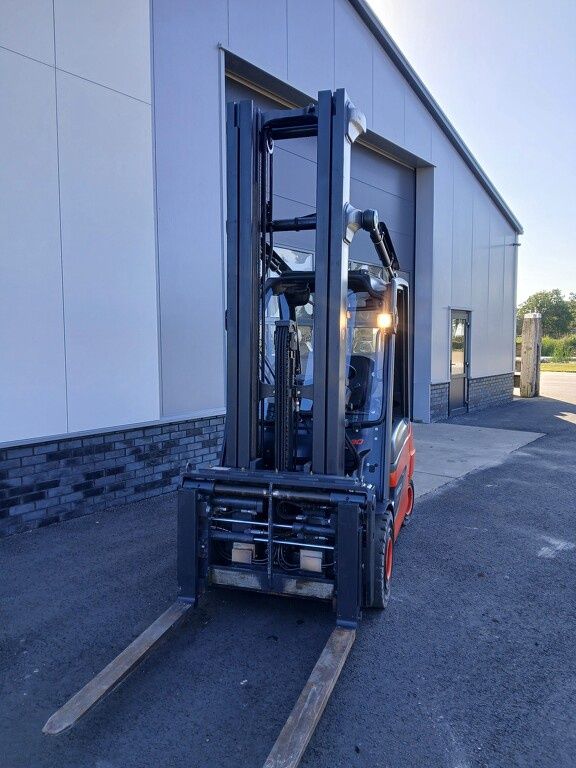 Linde E30-01